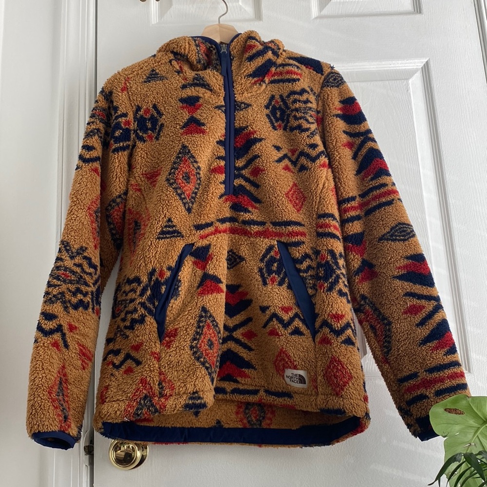 The North Face Campshire 2.0 Pullover Tribal Hoodie